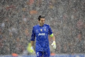 Jiu You-足球主场文化建设指南将在各俱乐部试点，足球俱乐部主场名字