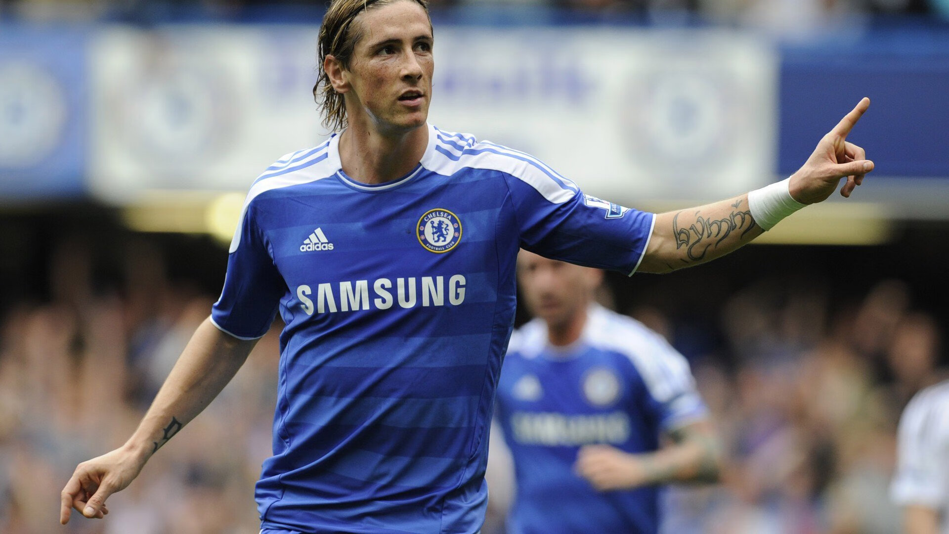 赛道风云：那些让人心跳加速的危险瞬间